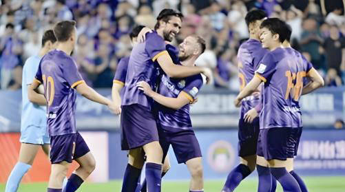 转会期尤文图斯备战全明星赛；队长鼓劲细节曝光；媒体盛赞；赛程密集仍需轮换的简单介绍