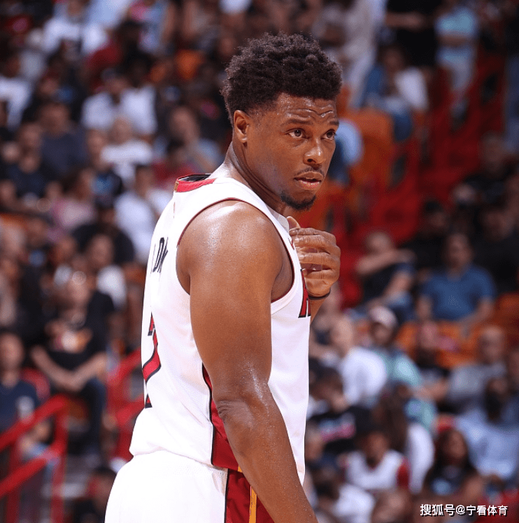 包含巴特勒遭遇十二连败，塞尔维亚队教练面临压力！的词条